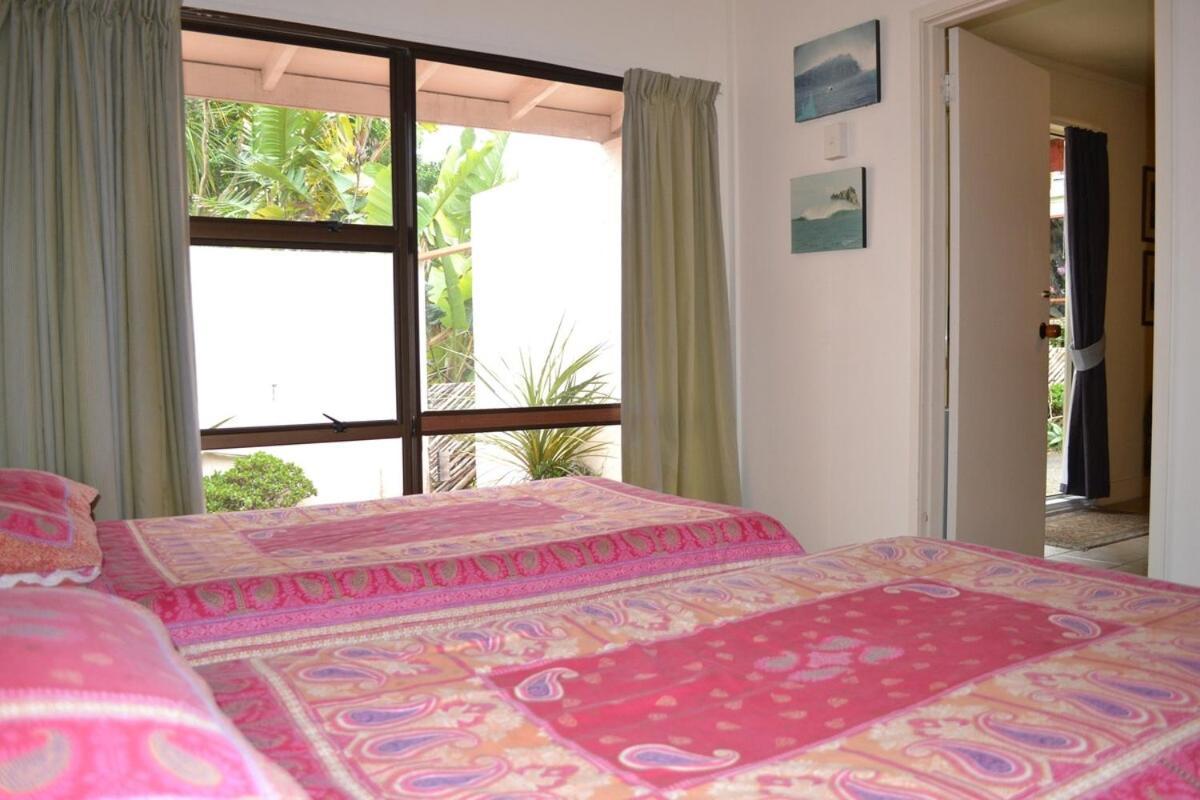 Great Barrier Oasis Lodge Tryphena Dış mekan fotoğraf