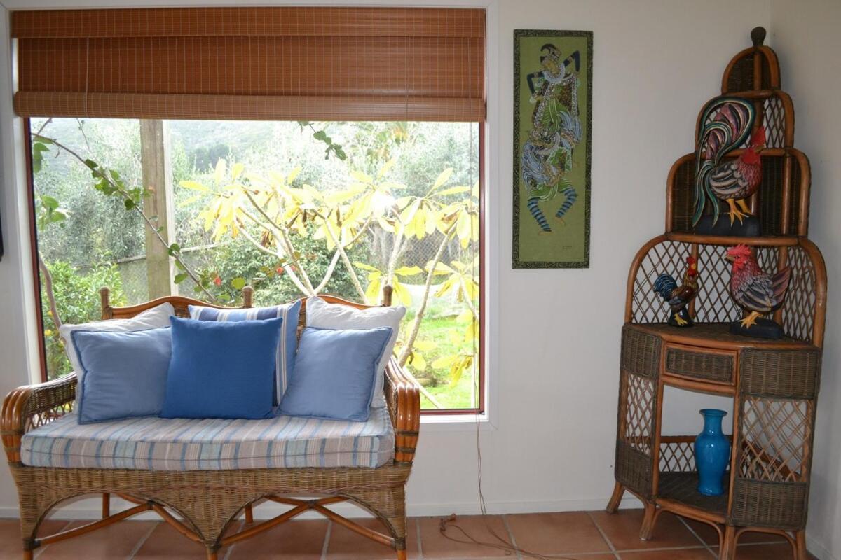 Great Barrier Oasis Lodge Tryphena Dış mekan fotoğraf